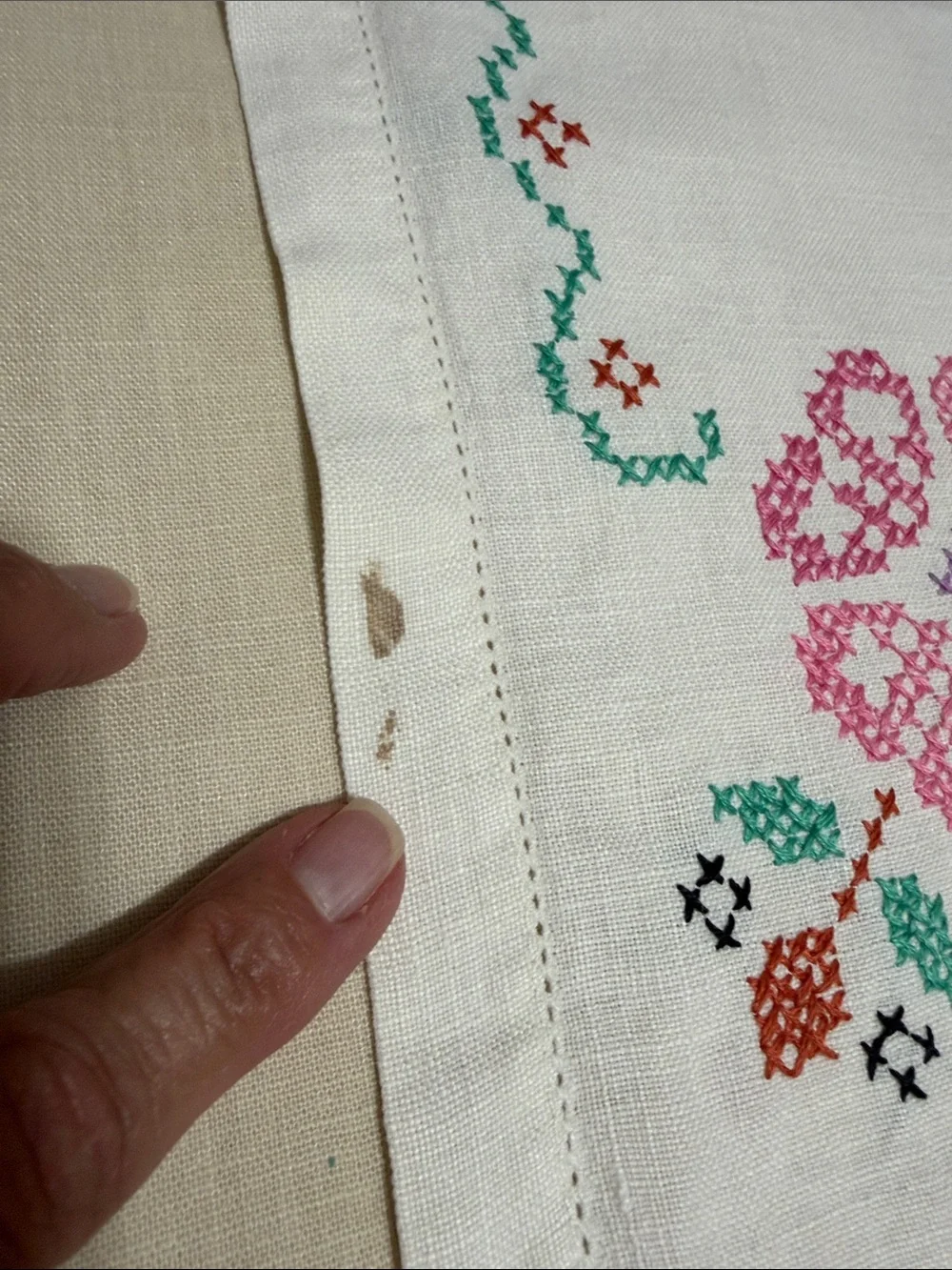 Embroidered Floral Linen Table Runner - Pink & Green